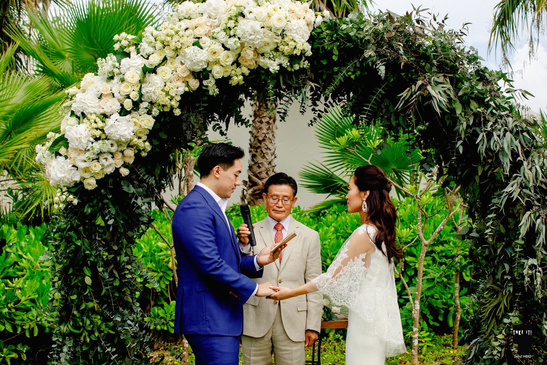 floral wedding arch