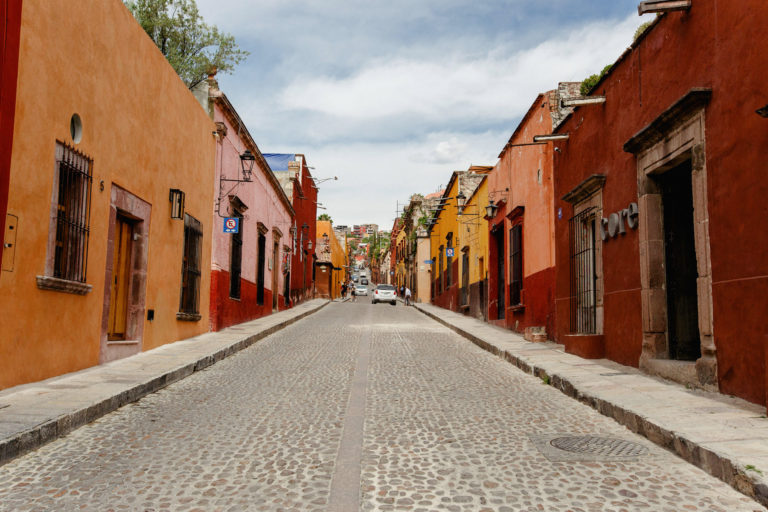 Meet the colorful Callejoneada - Traditional wedding celebration in San ...