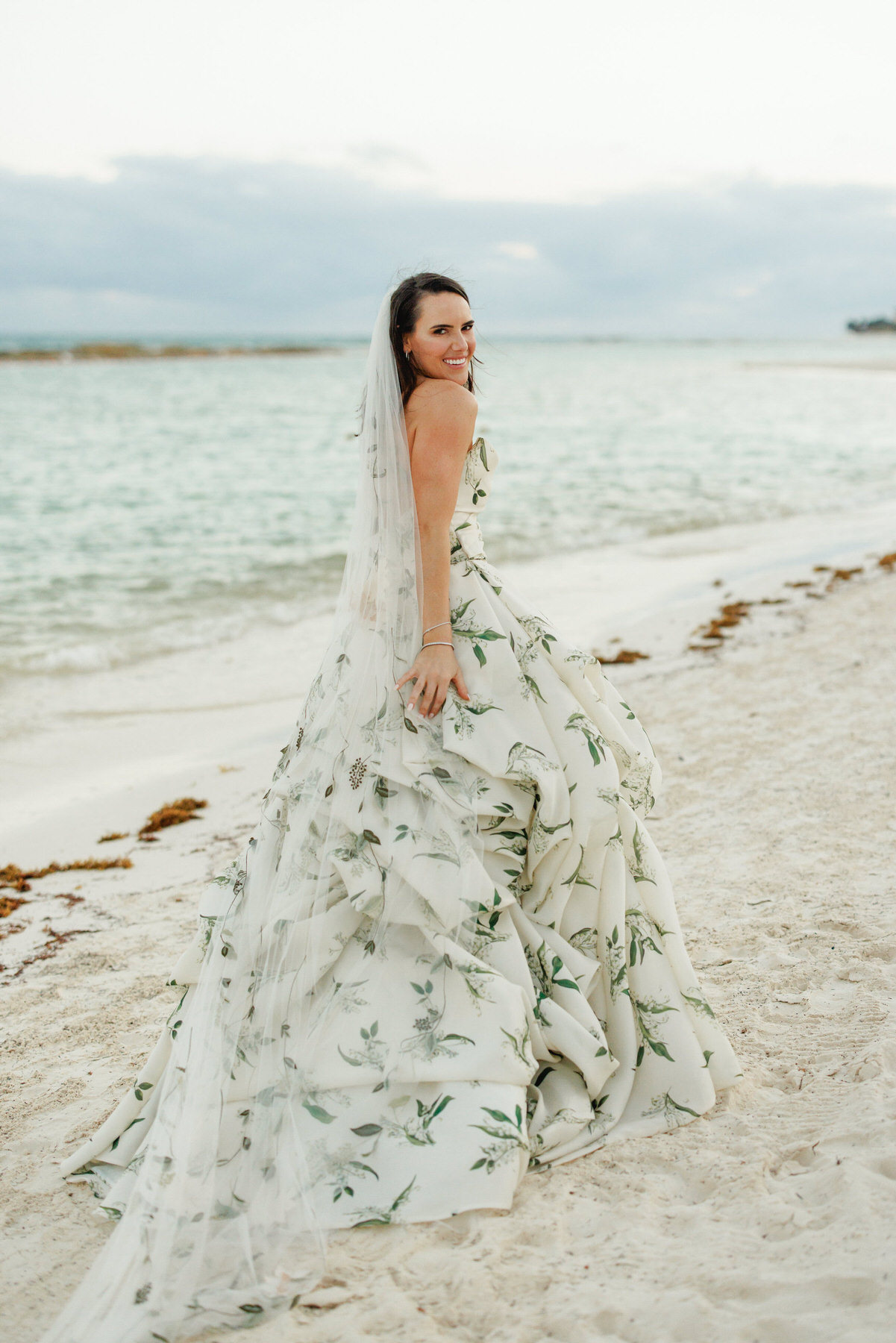elegant beach bride