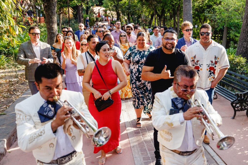 Colorful wedding in San Miguel de Allende, Mexico