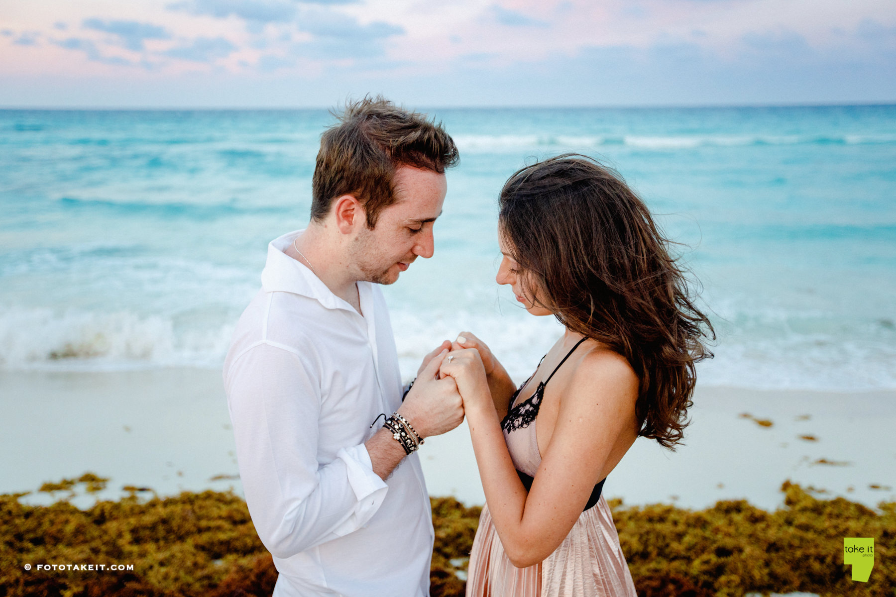 Cancun proposal photographer cancun private yacht