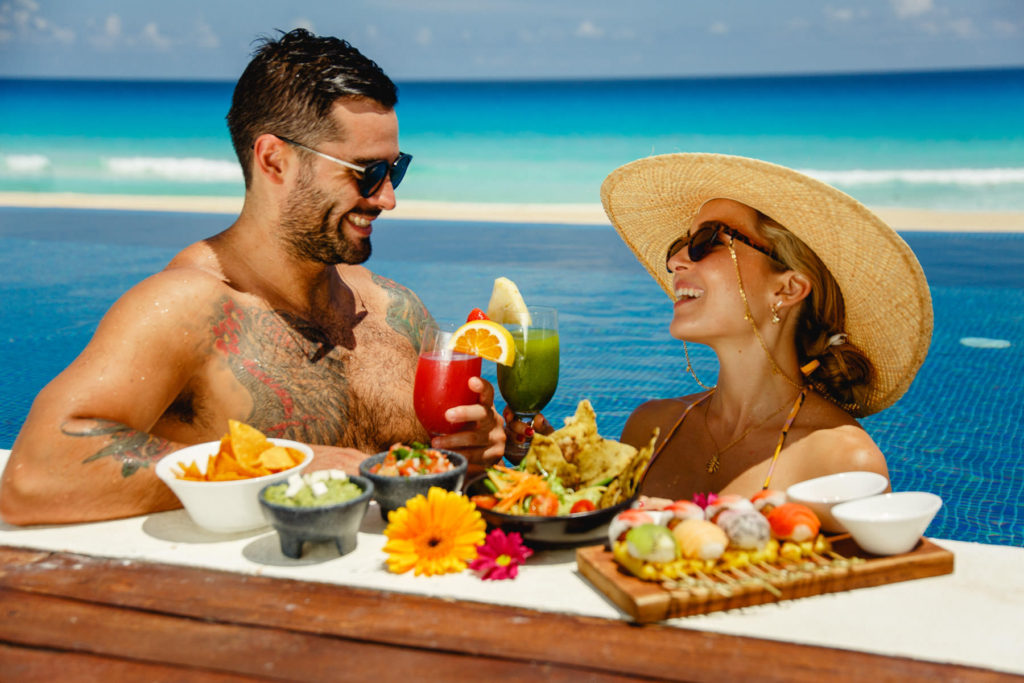 cancun hotel social media shooting